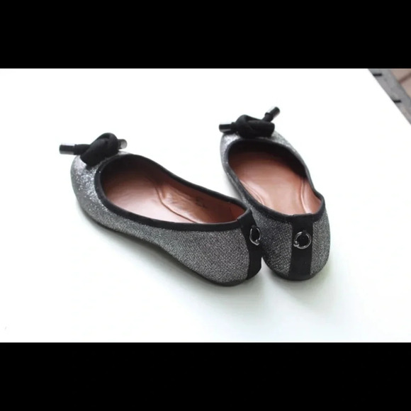 Donald J Pliner flats - Picture 3 of 12